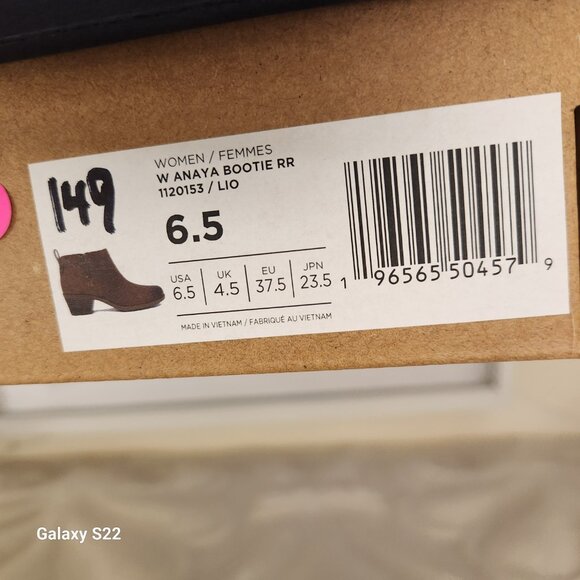 Teva Anaya Brown Booties. NIB. Size 6.5 - Picture 8 of 15